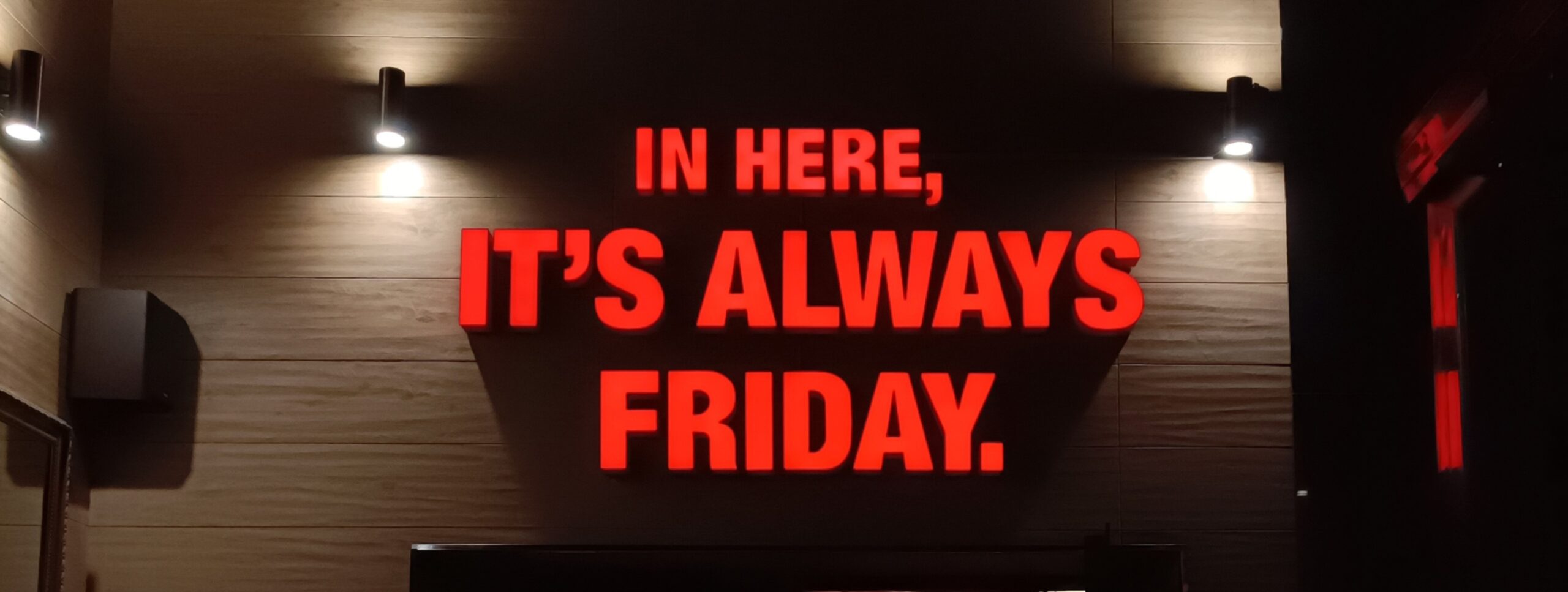 ВНУТРЕННЯЯ И ИНТЕРЬЕРНАЯ РЕКЛАМА